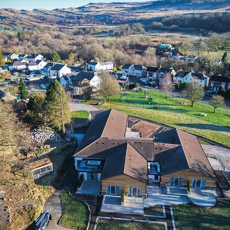 Suite 9 - Sleeping Giant Hotel - Pen Y Cae Inn เบรคอน ภายนอก รูปภาพ
