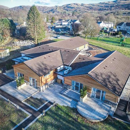 Suite 9 - Sleeping Giant Hotel - Pen Y Cae Inn เบรคอน ภายนอก รูปภาพ