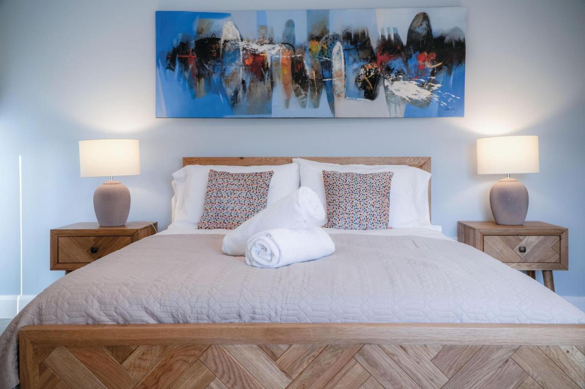 Suite 9 - Sleeping Giant Hotel - Pen Y Cae Inn เบรคอน ภายนอก รูปภาพ